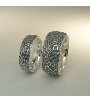 Triangel Ring Voronoi 925 Sterling-Silber oxidiert