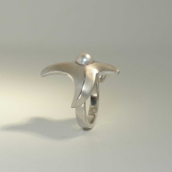Seestern-Ring aus rhodiniertem 925-Silber mit grauer S&uuml;&szlig;wasser-Perle
